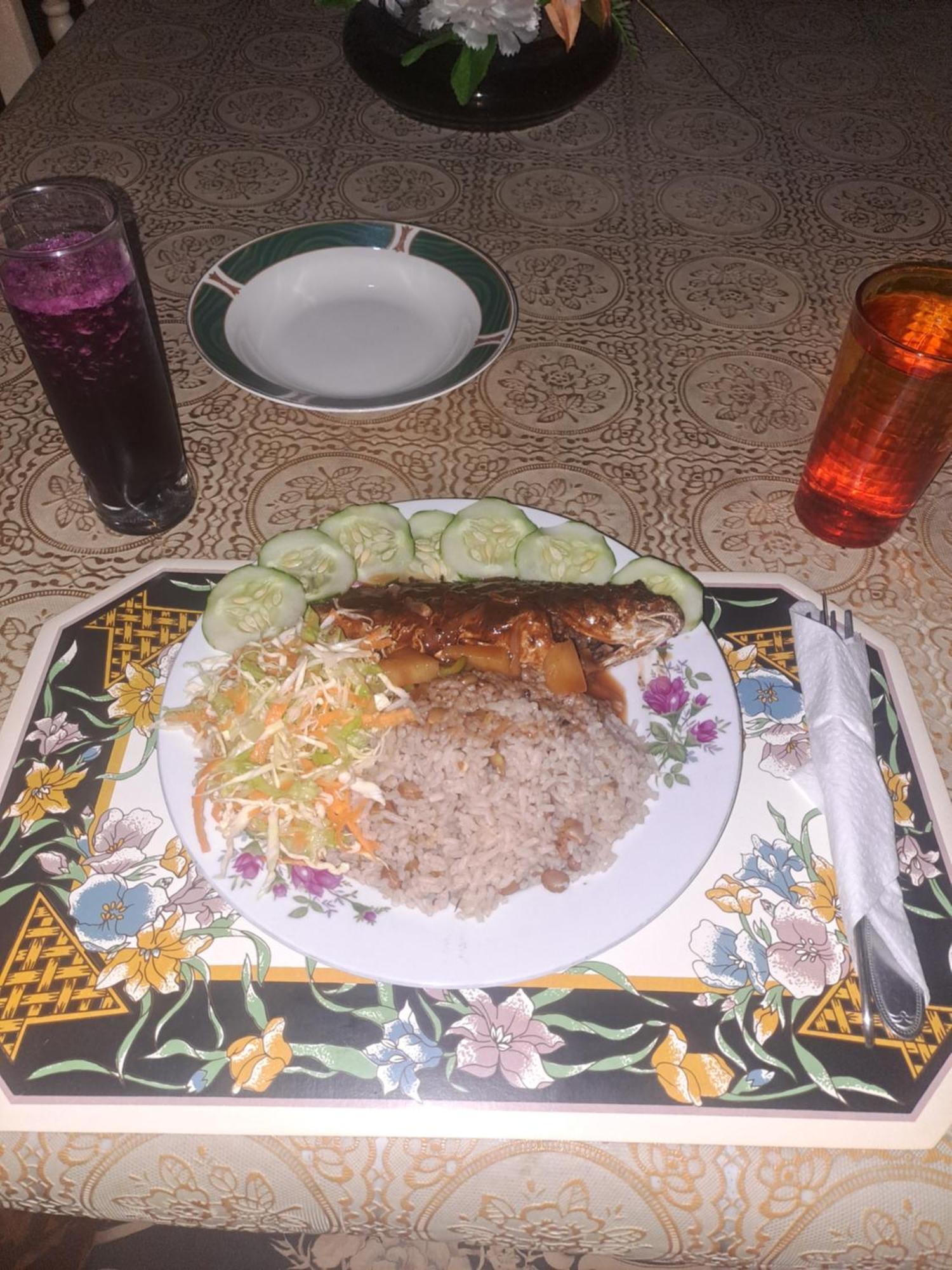 Kingston Airport Bed And Breakfast Bagian luar foto