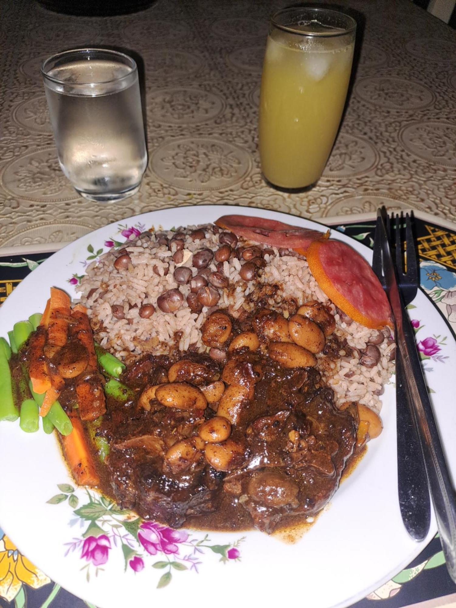 Kingston Airport Bed And Breakfast Bagian luar foto